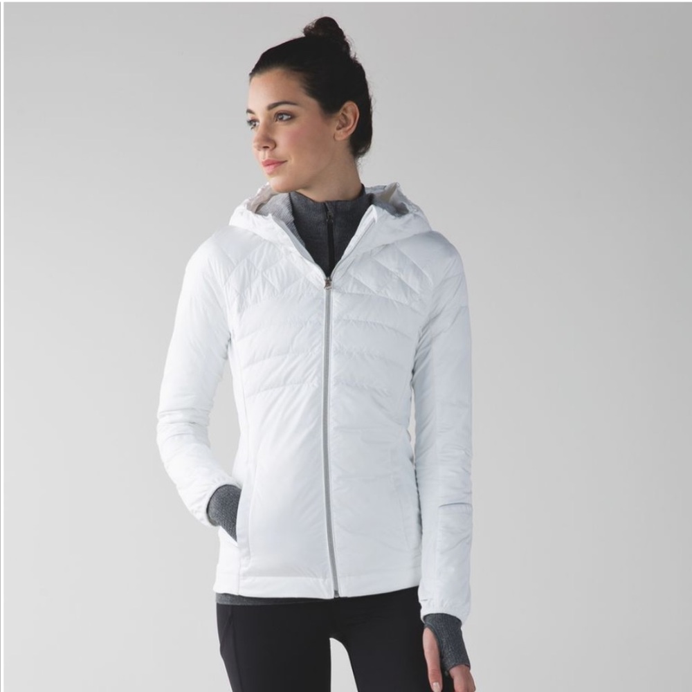 Women’s Lululemon Down for a run jacket size 6, white. Used condition
